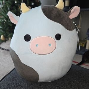 Cillian the Cow Squishmallow